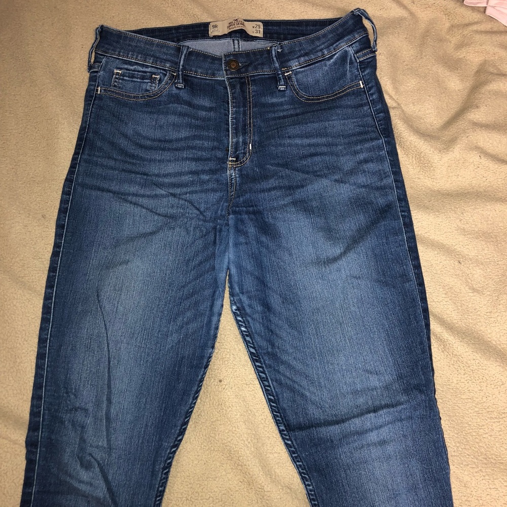 Hollister highwaisted jeans